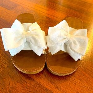 White Bow Slip On Sandles